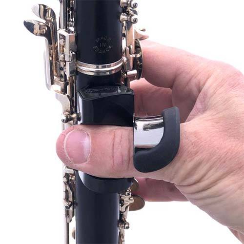 Ton Kooiman Etude Thumb Rest for Clarinet and Oboe, showing the ergonomic, black design made from durable materials."